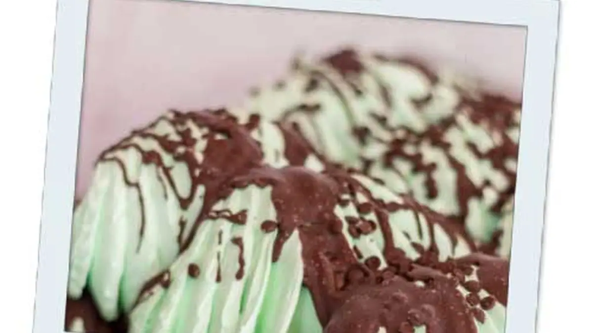 Loop and Scoop – doughnut shop in Crosshill, Glasgow
